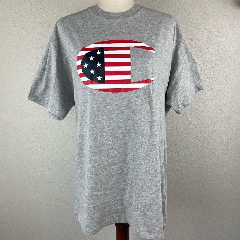 NWOT Champion Short Sleeve T-Shirt Size L - Picture 1 of 7